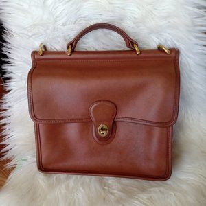 Vintage Coach 9927 Willis - Stained